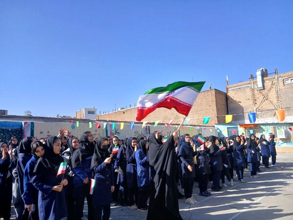 جشن اعیاد شعبانیه در هنرستان تلاش
