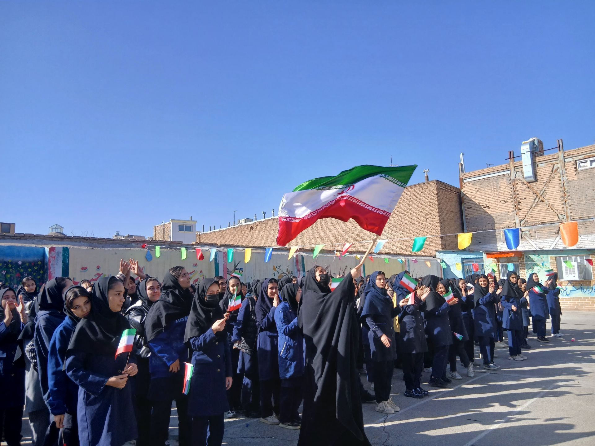جشن اعیاد شعبانیه در هنرستان تلاش