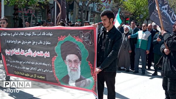 مراسم‌ چهلم رهبر شهید انقلاب در فاروج
