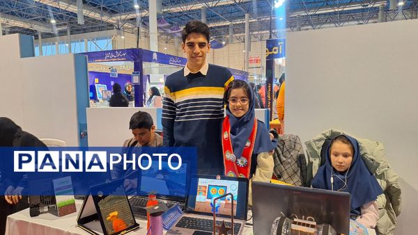 غرفه رباتیک و هوش مصنوعی ناحیه ۶ 