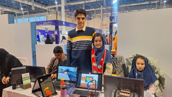 غرفه رباتیک و هوش مصنوعی ناحیه ۶ 