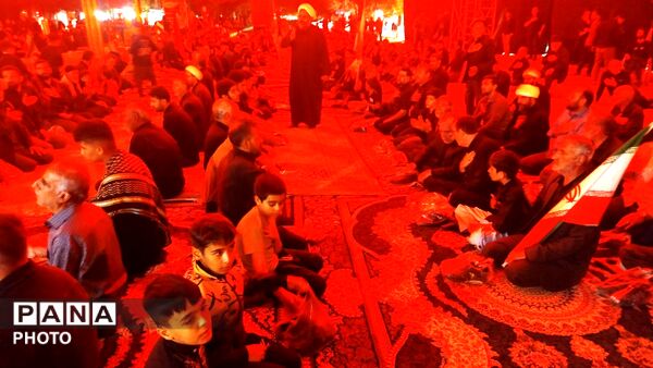 طنین نوای یا حسین (ع) در دومین شب از ماه محرم در نورآباد