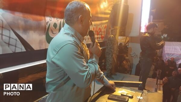 نورآباد میزبان هفتاد و چهارمین موج تجمعات بیعت با رهبری 