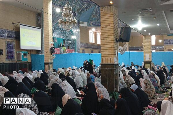 نماز جمعه بهارستان؛ تجلی وحدت با حضور دانش‌آموزان