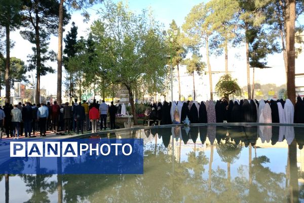 شکرانه توحید؛ نماز عید فطر در نجف‌آباد