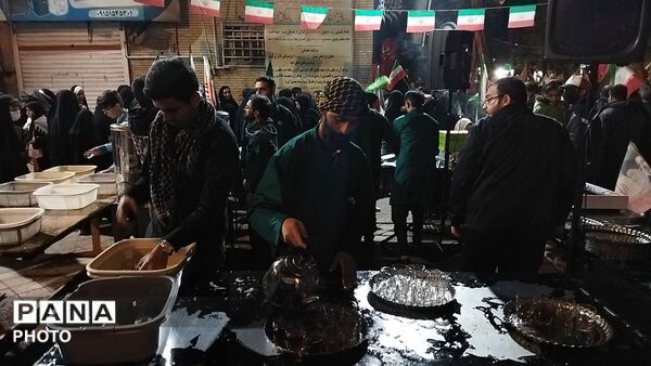 چایخانه فاطمه الزهرا در چهل و ششمین شب از اجتماعات مردمی نیشابور 