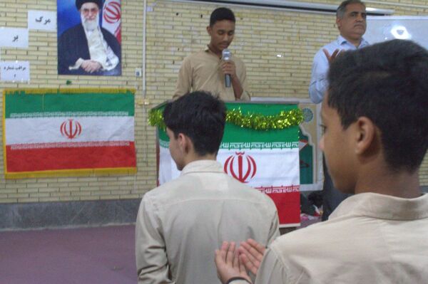 کارگاه آموزشی راهنمای رانندگی در مدرسه شاهد بندرعباس 