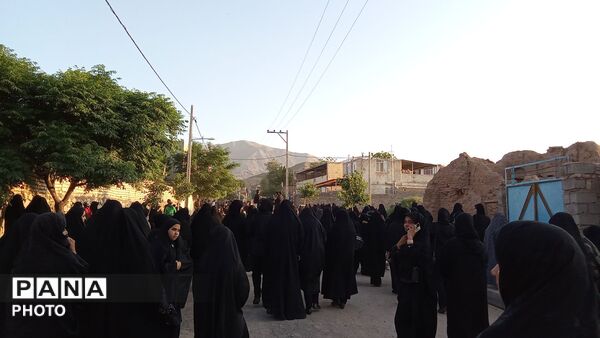جوانان روستای رودخانه؛سیاه پوش عزای تاسوعای حسینی