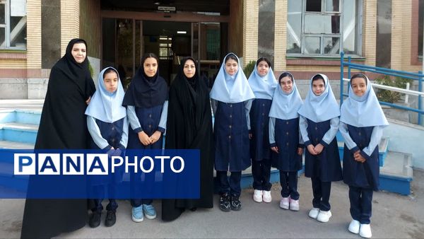 آغاز سال تحصیلی جدید باحضور مسئولان در دبستان فرهنگیان ۲ مشهد