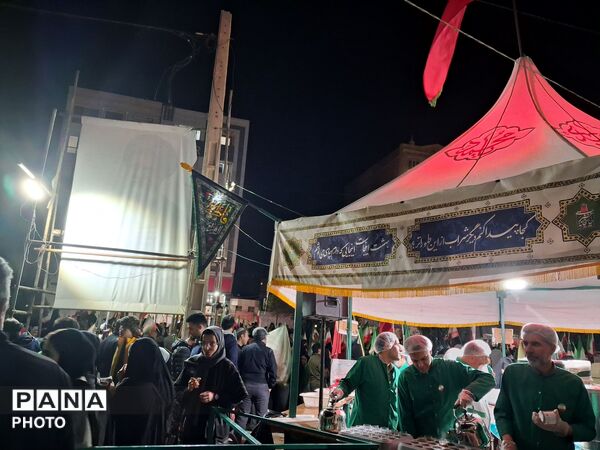 دل‌های عاشق در حسینیه فضل به انتظار موعود