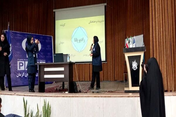 دوره مقدماتی آموزش خبرنگاری ویژه دختران در کانون اندیشه،
