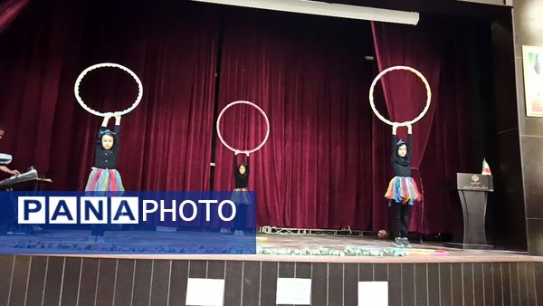 اختتامیه مسابقات ورزشی آموزشگاه هیhت امنایی ضحی ۲ در سالن غدیر شیروان