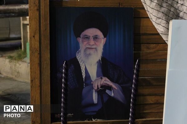 حضور چشمگیر دانش آموزان و فرهنگیان در موکب شهدای دانش آموز ورامین