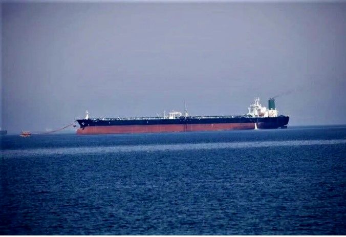 توقیف نفتکشی که از خروج غیرقانونی یک محموله جلوگیری کرد