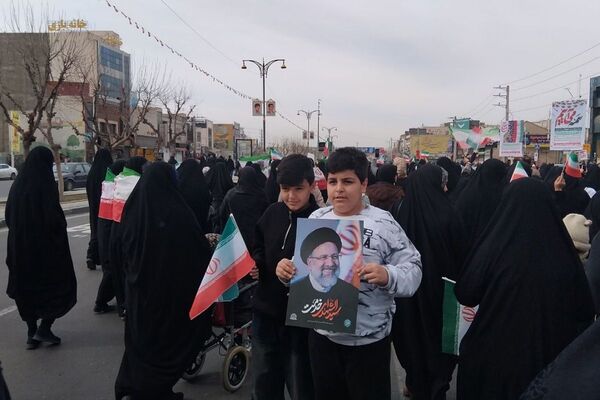 22بهمن در اسلامشهر؛ حماسه‌ای از جنس حضور