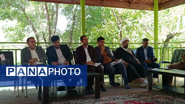 نشست هم‌اندیشی معاونان پرورشی و تربیت‌بدنی استان کهگیلویه و بویراحمد