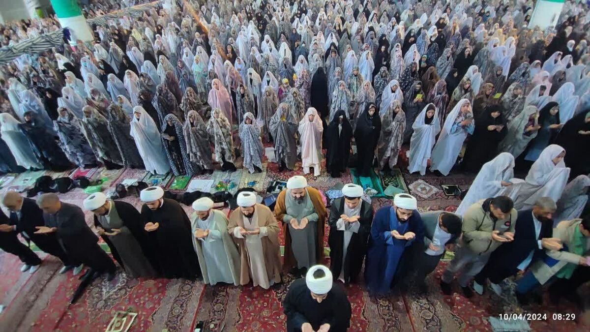 اقامه نماز عید سعید فطر در نورآباد