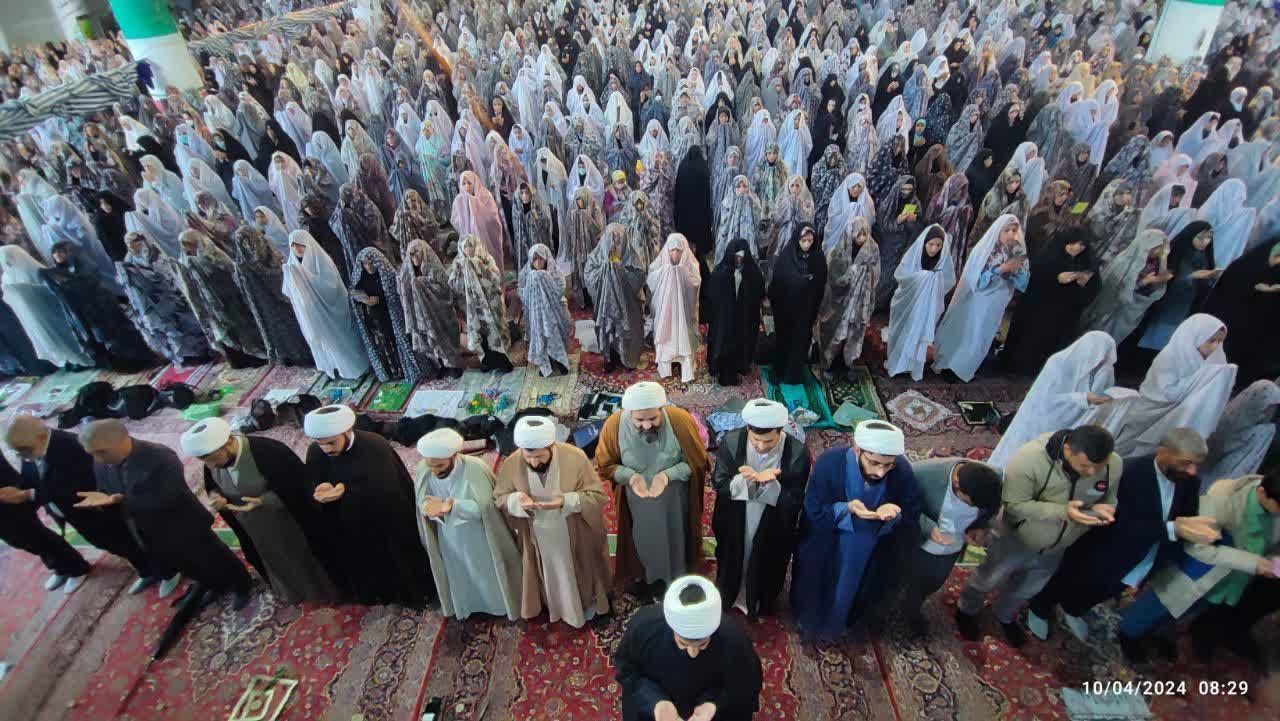 اقامه نماز عید سعید فطر در نورآباد