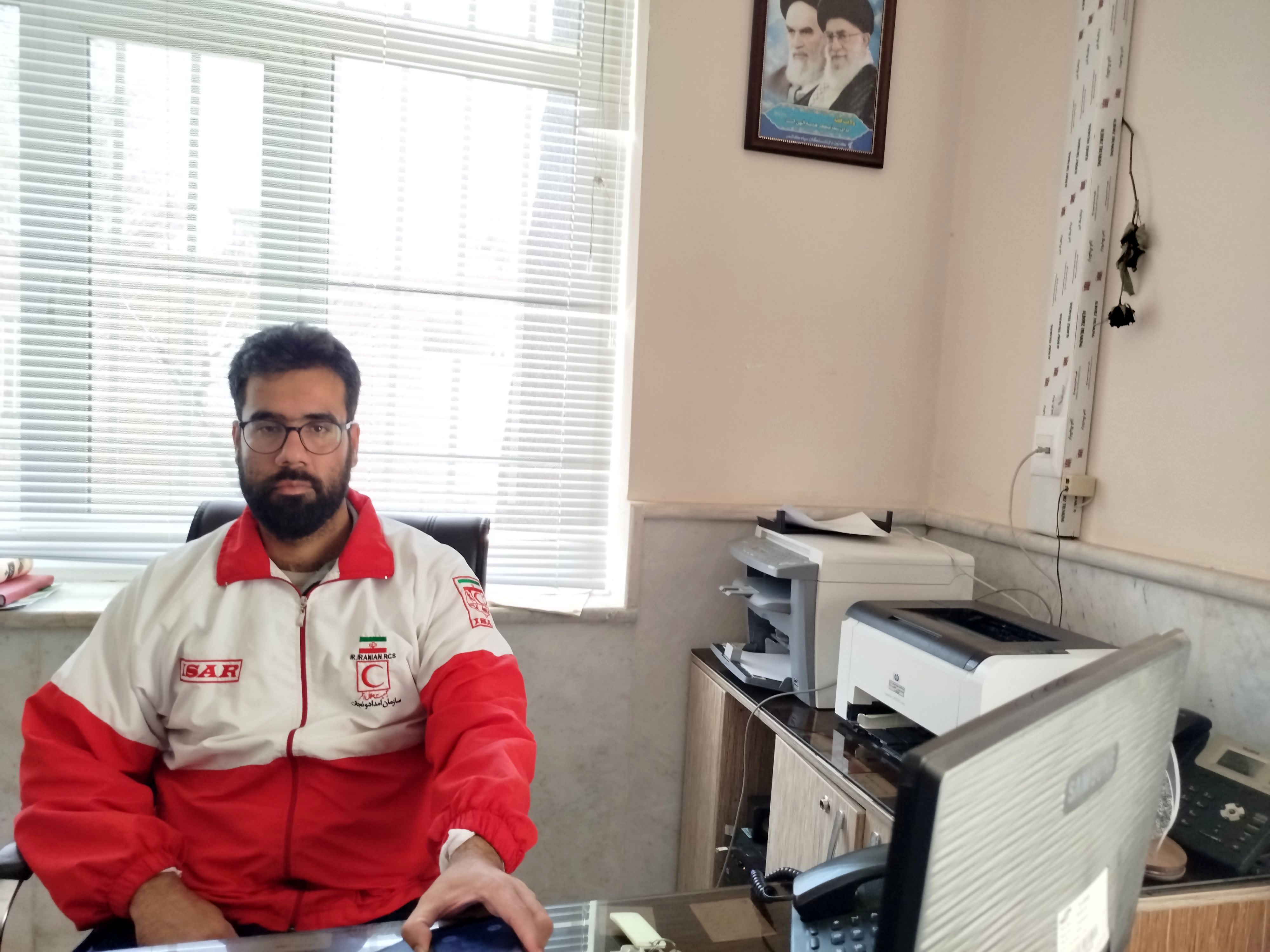 بیش از ۸۰۰ دستگاه چادر در اردوگاه‌های اضطراری کاشمر برپا شده است