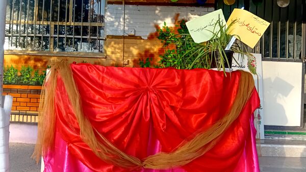 مراسم ولادت حضرت زینب(س) و روز پرستار در دبیرستان عطیه