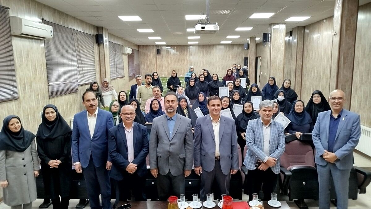 همایش گرامیداشت هفته محیط‌زیست در البرز 