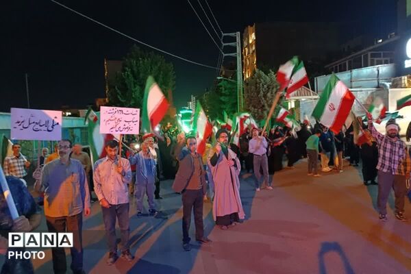  کافه گفتگو نوجوانان مبارز رودهن در تجمعات مردمی شبانه