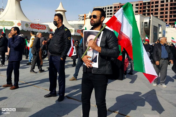 منتخب تصاویر سوگواری مردم سراسر کشور در غم فقدان رهبر شهید انقلاب