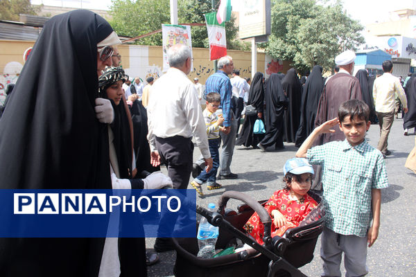 جلوه های حماسی خشم و انزجار مردم قم از جنایات رژیم صهیونیستی 