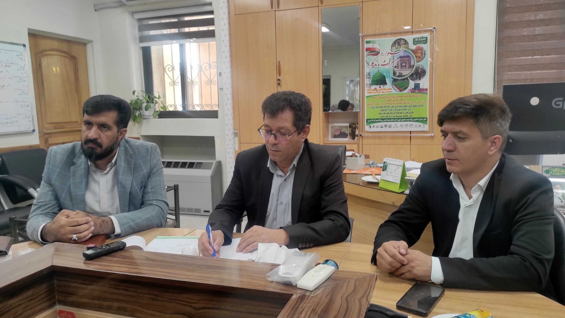 نوجوانان اصفهانی، میراث کهن را در جشنواره‌ای بومی در کوی راه حق  زنده می‌کنند