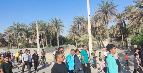 برگزاری همایش پیاده‌روی خانوادگی در مارم