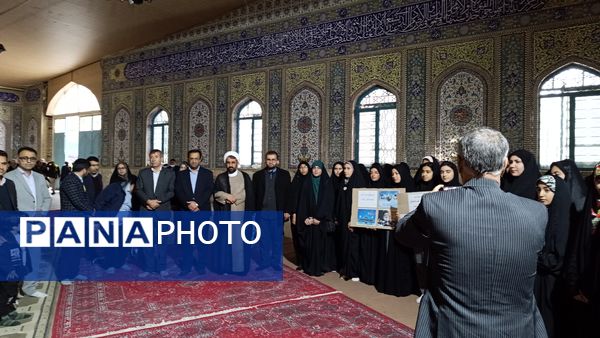 حضور پرشور دانش‌آموزان و فرهنگیان در نماز جمعه یاسوج