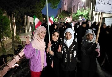 حضور پرشکوه مردم شهرک وحدت با آرمان‌های انقلاب