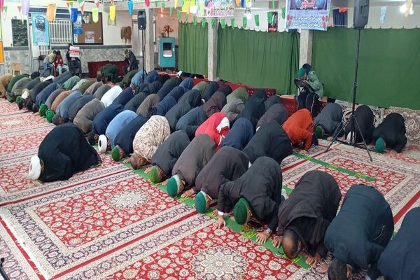 اقامه نماز جماعت ظهر و عصر در روز ۲۲بهمن  شهر بار نیشابور