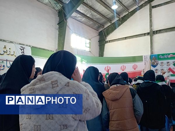 گردهمایی دختران نسل سلیمانی در دبیرستان فاطمه الزهرا(س) 