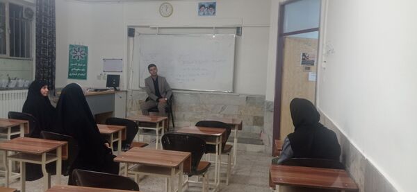 جلسه دیدار چهره به چهره والدین با دبیران در کاشمر