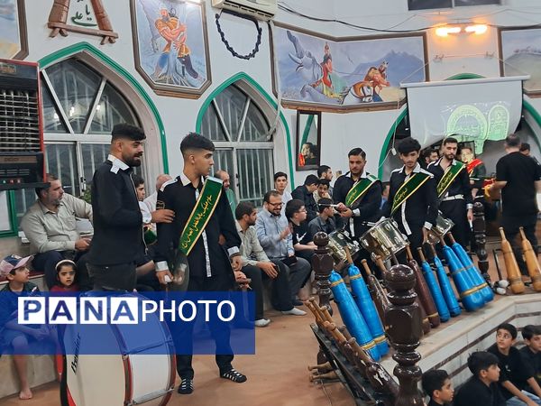 محفل انس با قرآن کریم در زورخانه باب‌الحوائج قائمشهر