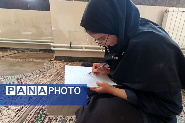 محفل انس با قرآن و مسابقات قرآن و عترت در دبیرستان الزهرا(س) دیشموک