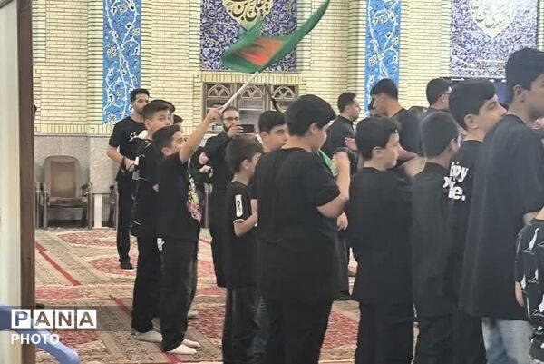 همایش «احلی من العسل» در حسینیه حیدر زرقان
