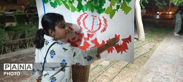 میز خدمت مدیرکل کانون پرورش فکری کودکان و نوجوانان یزد