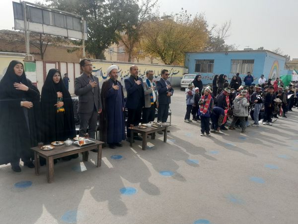 زنگ استکبار ستیزی در مدارس رضویه