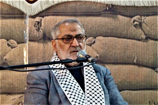 گرامیداشت یاد و خاطره ۱۵ شهید والامقام روستای مومن آباد قم
