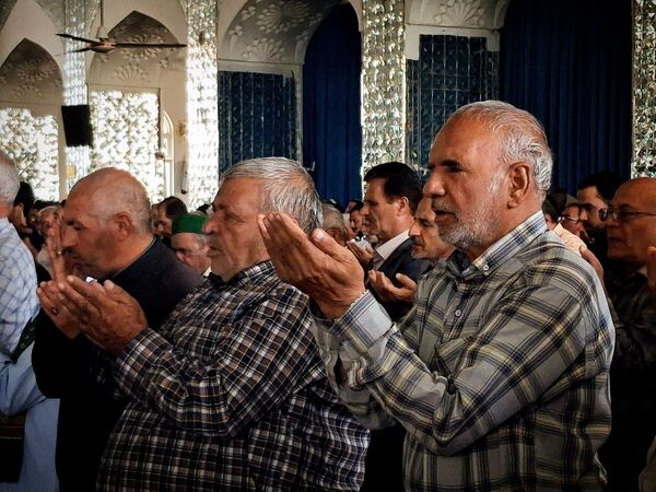 نماز عبادی سیاسی جمعه در شهرستان کاشمر 