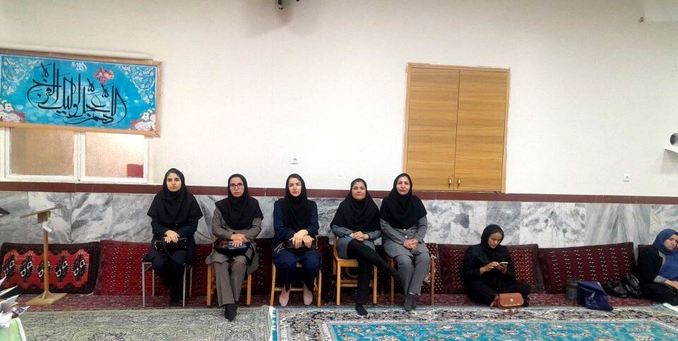 جشن تکلیف دانش آموزان دبستان هیأت امنایی ضحی یک
