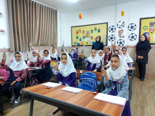 برگزاری جشن «دندان ۶» در مدارس ابتدایی شهرستان ملارد