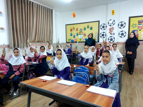 برگزاری جشن «دندان ۶» در مدارس ابتدایی شهرستان ملارد