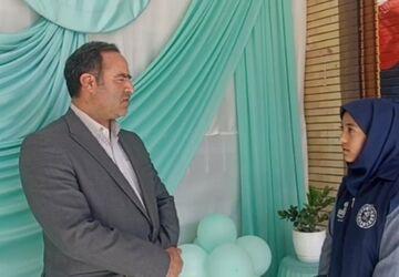 زنگ صلح‌‌ و دوستی در دبیرستان دخترانه شاهد شهید شیرودی ناحیه دو 