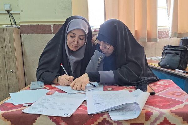  مسابقات قرآن و عترت دانش‌آموزی با حضور پرشور آینده‌سازان