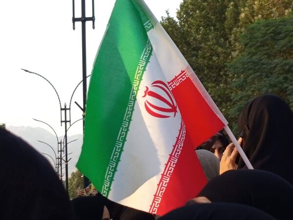 ملت ایران سکوت نخواهد کرد