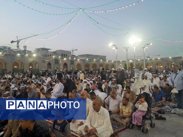 شب میلاد امام هشتم شعیان در حرم مطهر رضوی