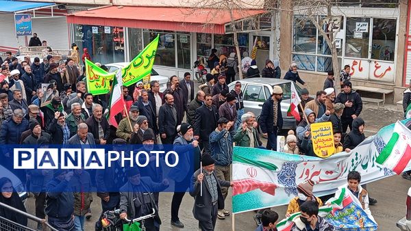 حاشیه نگاری حضور مردم شهر بن در راهپیمایی ۲۲ بهمن ۱۴۰۴